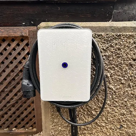 Alice - Adults Only 4*