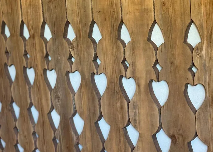 招待所 Alice - Adults Only